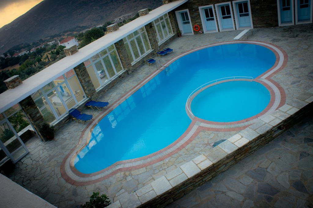 Aiolos Hotel Menites Bagian luar foto