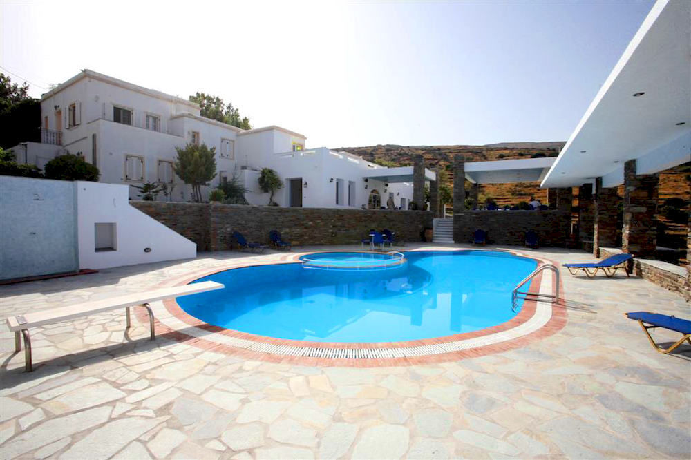 Aiolos Hotel Menites Bagian luar foto