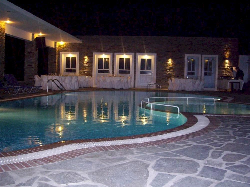Aiolos Hotel Menites Bagian luar foto