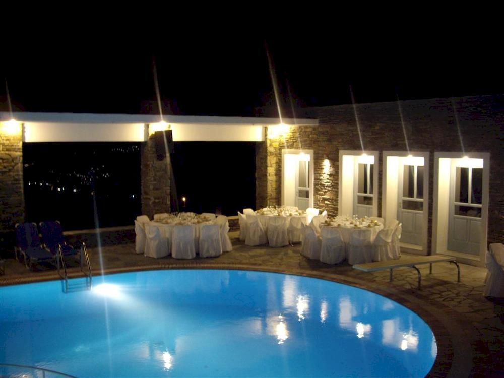 Aiolos Hotel Menites Bagian luar foto
